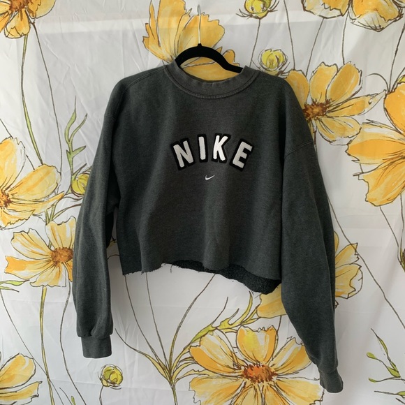 Nike Tops - Vintage grey Nike spellout sweatshirt